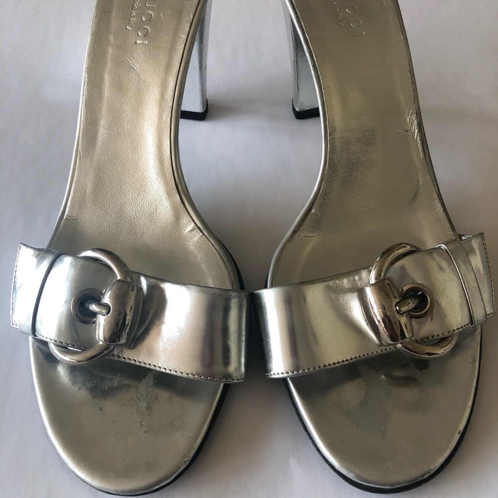 Gucci Silver Metallic Leather Buckle Mule Heels